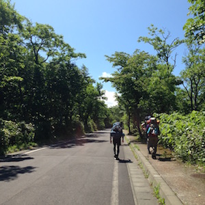 北麓野営場までの道