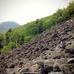 手稲山のガレ場